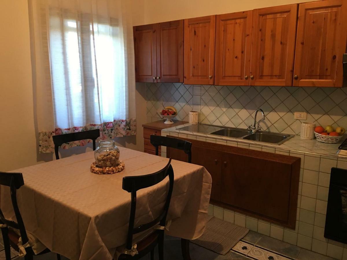 Mimosa Bilocale Villa กาลา ลีเบรอตโต ภายนอก รูปภาพ